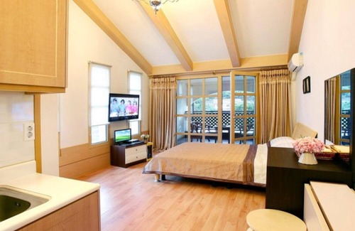 Namsan Casa | Gangchon Afternoon Pool Villa Pension