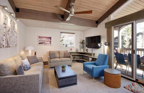 Aspen Casa | Gant Unit K301, A resort condo w/fireplace, upgraded kitchen, A/C, views from every room