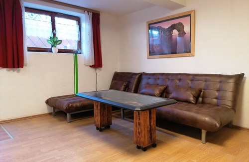 Gebsattel Apartamento | Ganz Neu, 2022 Renovierte Souterrainferienwohnung, 3 km Neben Rothenburg O.d.t