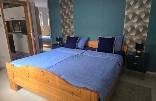 Hoexter Apartamento | Ganze Wohnung direkt in Höxter, Casa Azul Hx
