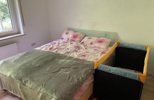 Oerlenbach Apartamento | Ganze Wohnung In Ruhiger Lage