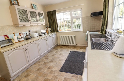 Ardnatrush Cabaña | GAP OF DUNLOE, family friendly in Beaufort, County Kerry
