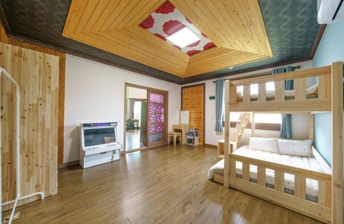 Deokhyeon Casa | Gapyeong Kkomangse Pension