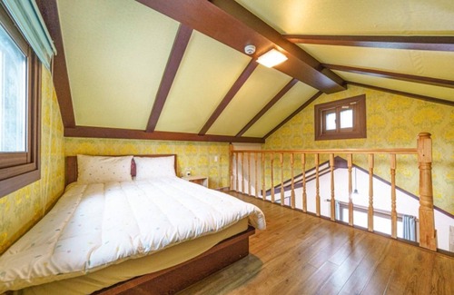 Deokhyeon Casa | Gapyeong Kkomangse Pension