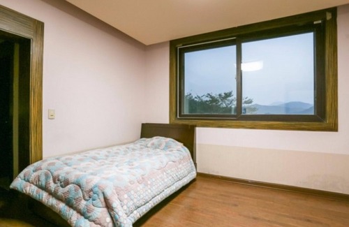 Oeseo Casa | Gapyeong Byeolnaerineun Pension