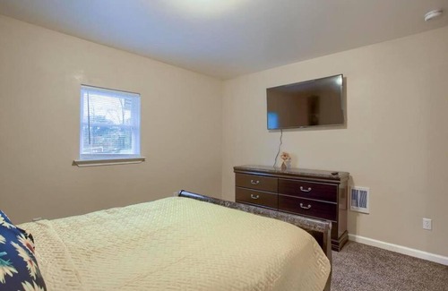 Harrisburg - Hershey Apartamento | Garage 1 bedroom charming apt w/ free parking