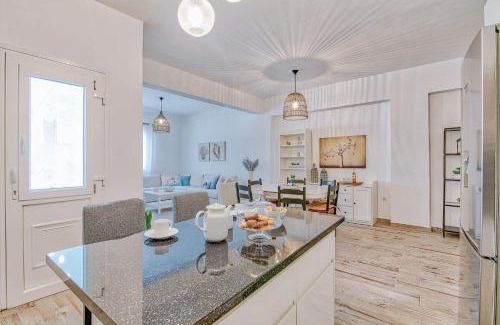 Antiparos Casa | GARBIS HOUSE (Antiparos Main Street)
