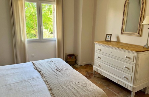 Saint-Genies-de-Malgoires Casa | Gard gîte 6 pers air-conditioned, shared heated pool,
