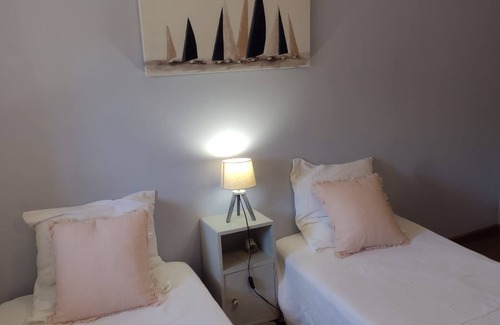 Saint-Genies-de-Malgoires Casa | Gard gîte 6 pers air-conditioned, shared heated pool,