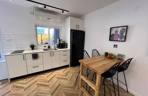 Eilat Apartamento | garden apartment 7 min walk to the beach