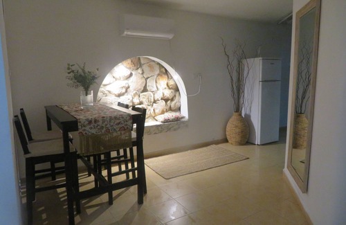Safed Apartamento | Garden apartment Galilee sea & mountains view, WiFi, BBQ, Air Conditioner 2