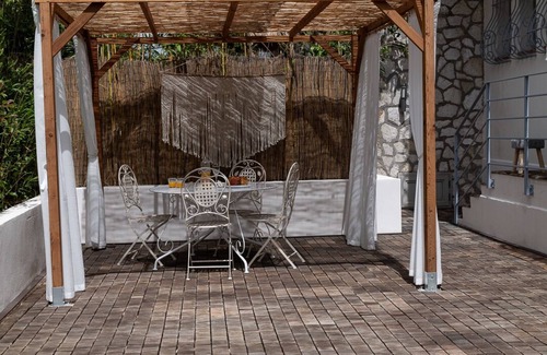 Antibes Apartamento | Garden Apartment La Bohémienne, Mandara Beach