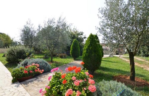 Flengi Apartamento | Garden Apartment Maria