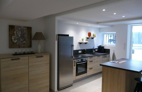 Perigueux Apartamento | Garden apartment with private pool