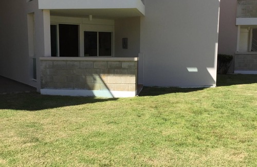 Zarzal Apartamento | Apartamento en la playa jardín, totalmente equipado, cerca de la selva tropical El Yunque.