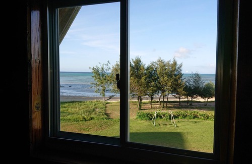Shinzato Cabaña | Garden Beach House