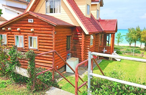 Shinzato Cabaña | Garden Beach House