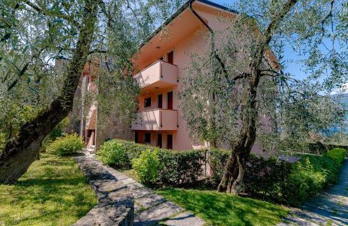 Assenza Apartamento | Garden Beth's House