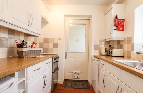 Halstead Cabaña | Garden Cottage - Pound Farm, GRAN YELDHAM
