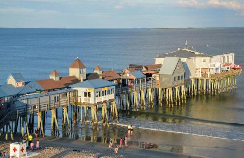 Old Orchard Beach Casa | Garden Deck 102