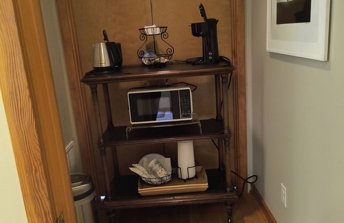 Chapel Hill Apartamento | Garden Ensuite at the Chapel Hill Retreat Center