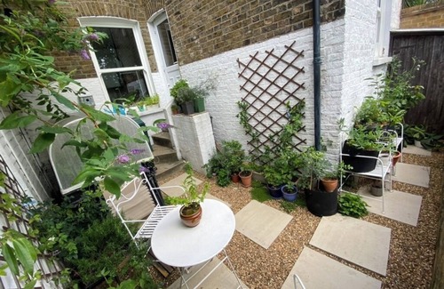 Golborne Apartamento | Garden flat next to canal