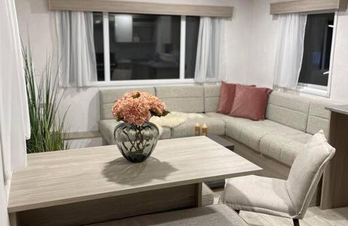Hovik Casa | Garden guest house