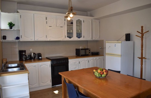 Nea Anchialos Casa | Garden House - 5min from the beach!