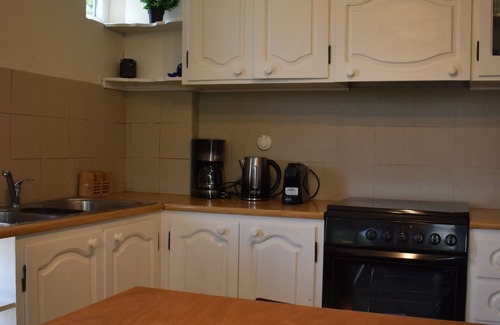 Nea Anchialos Casa | Garden House - 5min from the beach!
