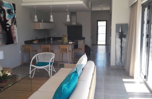 Mont Choisy Villa | CHOISY DE CASA DE JARDÍN para vacaciones familiares y de amigos