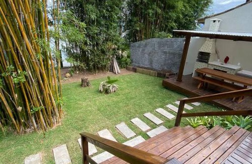 Caieira Casa | Garden House Floripa - Casa Espetacular com Praia