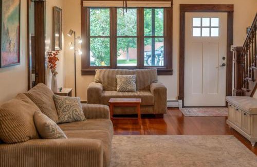 Livingston Casa | Garden House