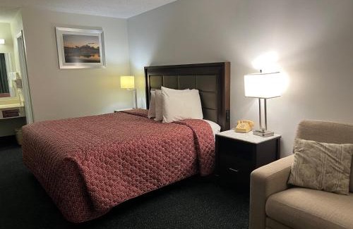 Metter Hotel | Garden Inn & Suites