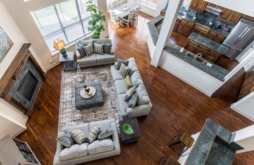 Plano Casa | Garden Laurel: 5-Bedroom Placid Getaway