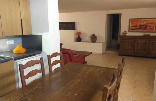 La Seyne-sur-Mer Villa | VILLA T3 PLANTA JARDIN, COCINA DE VERANO PINEDE PISCINA Y TRANQUILA