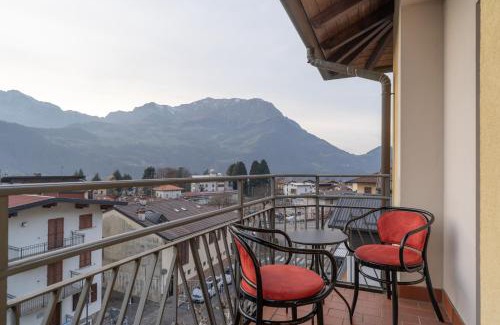 Barzio Apartamento | Garden - residence in the center of Barzio