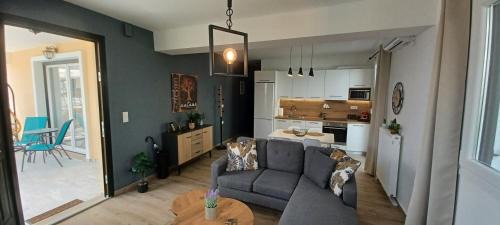 Mytilene Apartamento | Garden Seaview Luxury Apartment with private parking