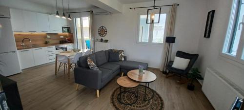 Mytilene Apartamento | Garden Seaview Luxury Apartment with private parking