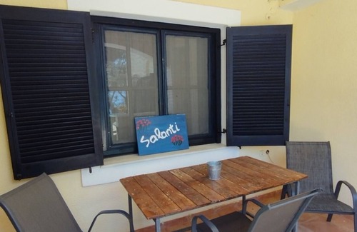 Kilada Apartamento | Garden studio by the sea