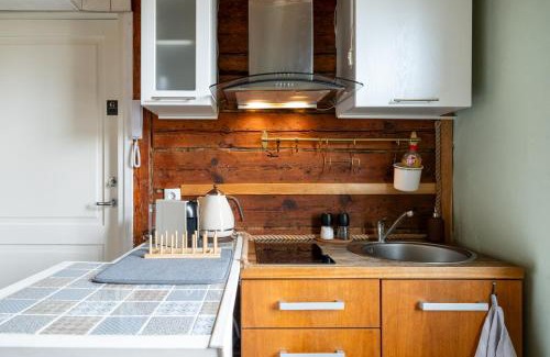 Pelgulinn Apartamento | Garden Studio next to Telliskivi & Old Town