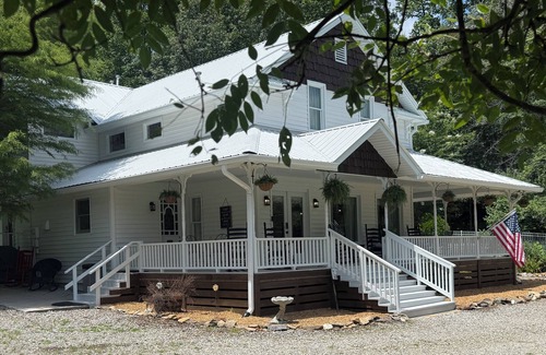 Blairsville Apartamento | Garden Suite at Misty Mountain Inn
