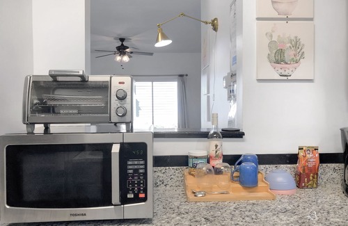 Wilmington Condominio | Garden Suite, Midtown Luxury, WiFi 1BR