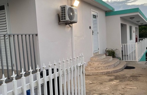 Tejas Casa | Garden view, bedroom in a newly renovated house