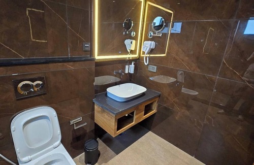 BHEL Township Hotel | Garden View Hotel And Spa