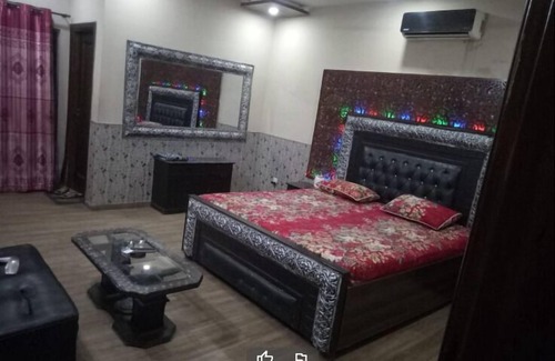 Lahore Hotel | Garden View Hotel