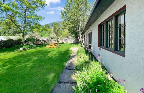 Nelson Casa | Garden View Room in Lake House