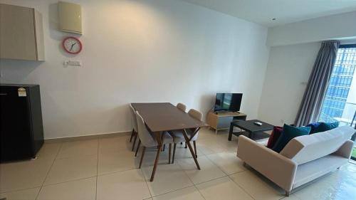 Kampung Batu Tagar Apartamento | Garden View Studio at Midhills