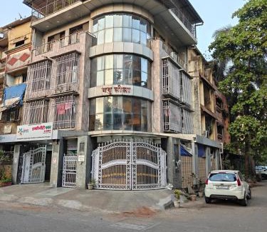 Sanpada Apartamento | Garden-View Studio Apartment in Sanpada, Navi Mumbai