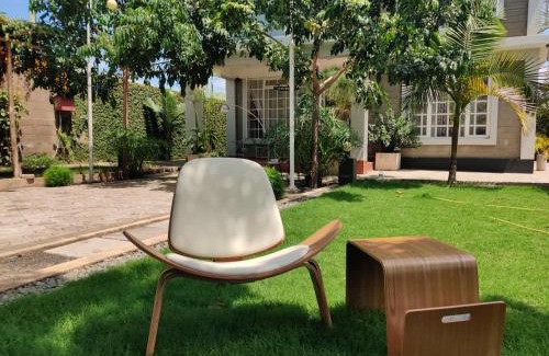 Arusha Casa | Garden View with detached Bathroom