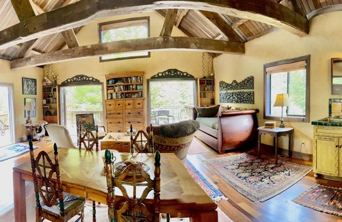 Point Arena Casa | Gardener’s Delight and Family Retreat – 5 minutes to town and stunning beaches